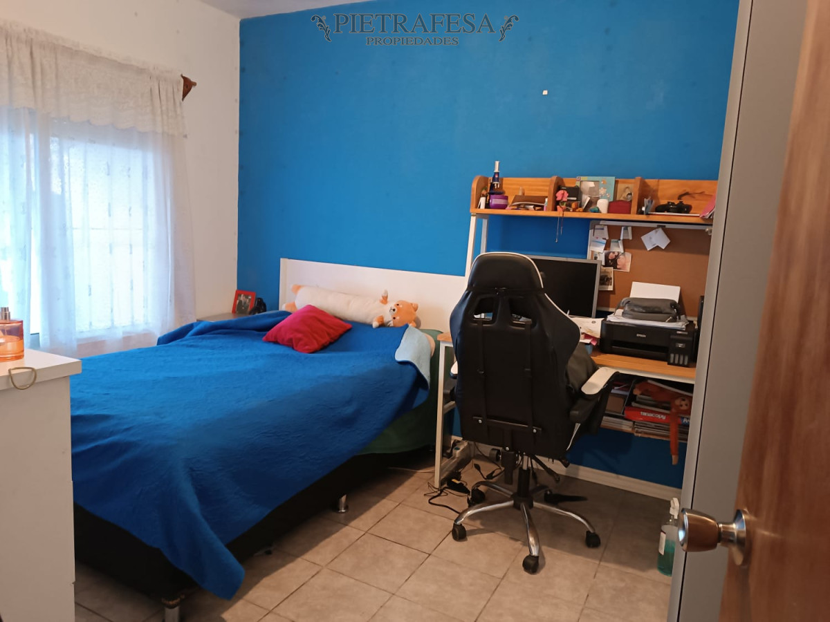 Casa ID.10372 - Casa en venta 3 dormitorios, 1 baño, gje, fondo-Unión 