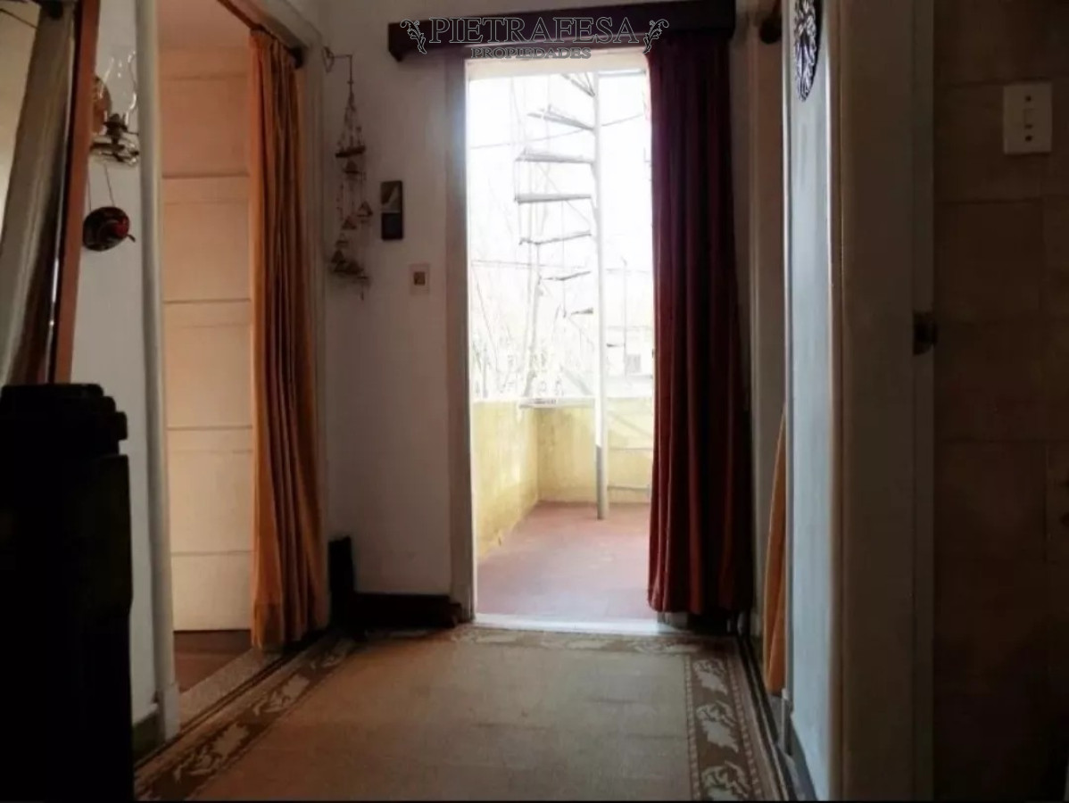 Casa ID.6121 - Casa en venta 2 dormitorios, 1 baño, balcón, azotea y garaje-José Antonio Cabrera -Unión