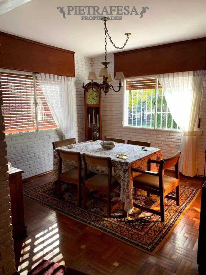 Casa ID.12546 - Gran casa en venta 3 dormitorios, piscina, barbacoa-Carrasco Norte