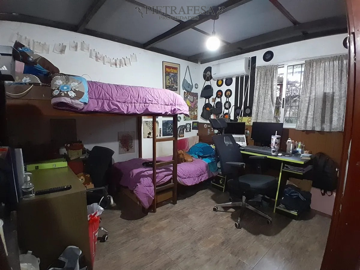 Casa ID.13502 - Casa en venta 3 dormitorios, 3 baños, gje-Colón 