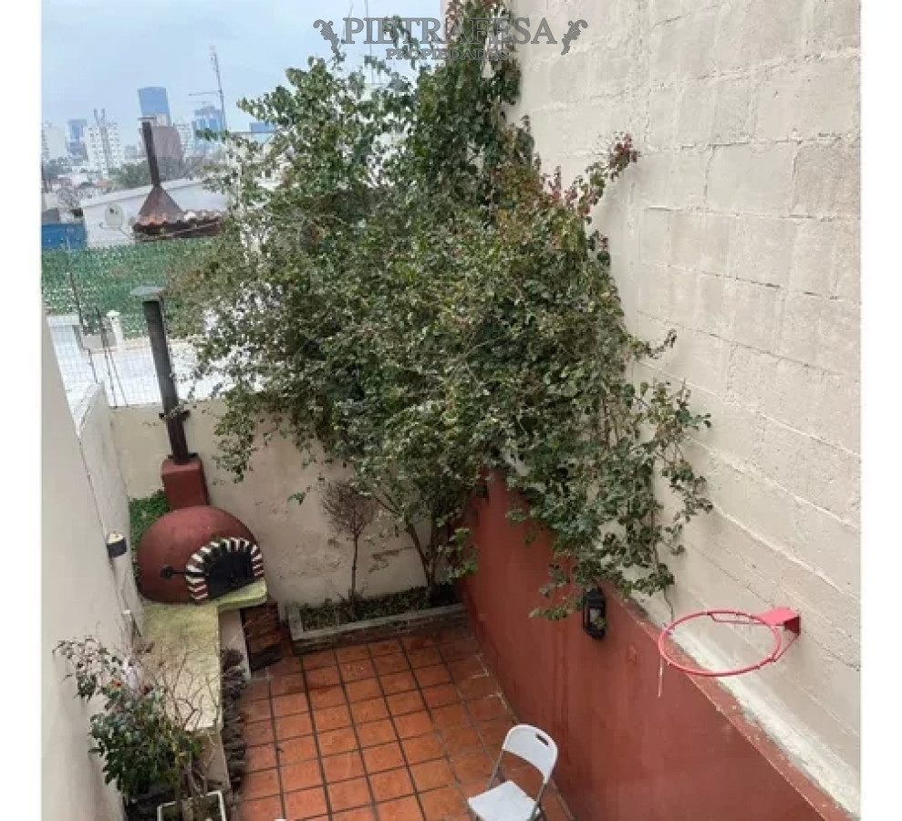 Casa ID.10382 - Casa en alquiler, 3dorm, 2 baños, patio, barbacoa. Pocitos.