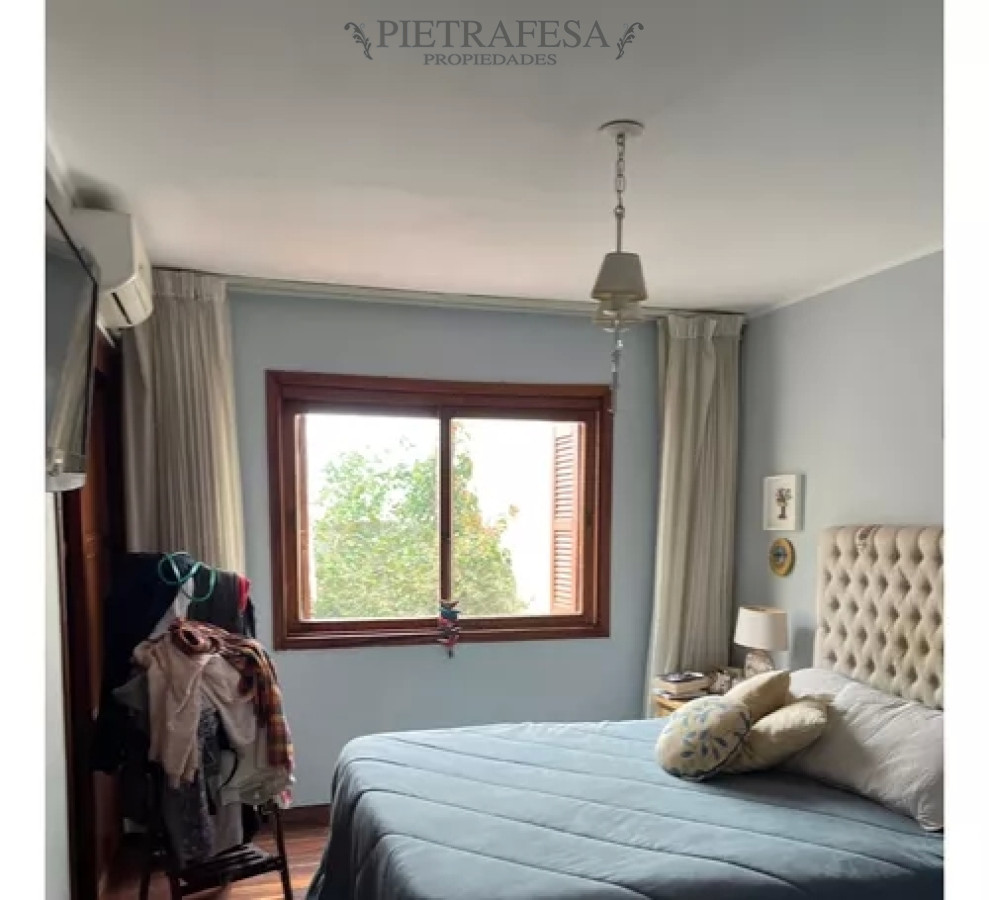 Casa ID.10382 - Casa en alquiler, 3dorm, 2 baños, patio, barbacoa. Pocitos.