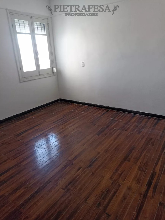 Casa ID.12164 - Casa en venta 4 dormitorios, 2 baños, azotea, unión