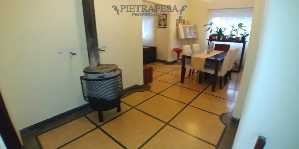 Casa ID.15028 - Casa ph en venta, 3 dormitorios, 2 baños, terraza, garaje, cochera. Atahualpa.