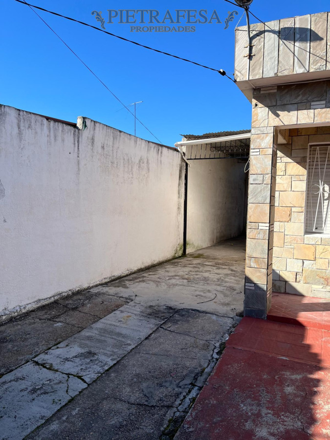 Casa ID.14063 - Casa en venta 2 Dormitorios - Garaje para 2 Autos - Villa Española