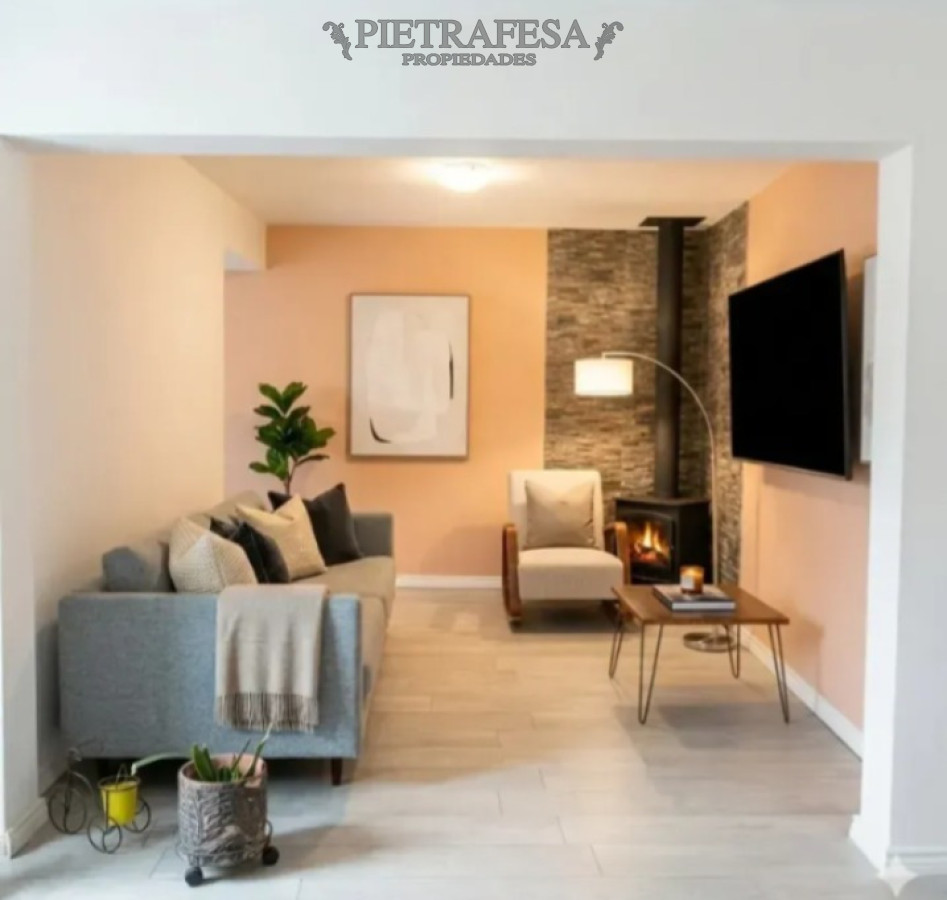 Casa ID.15585 - Casa en venta, 1 dormitorio, 1 baño, patio con parrillero. Malvin Norte.