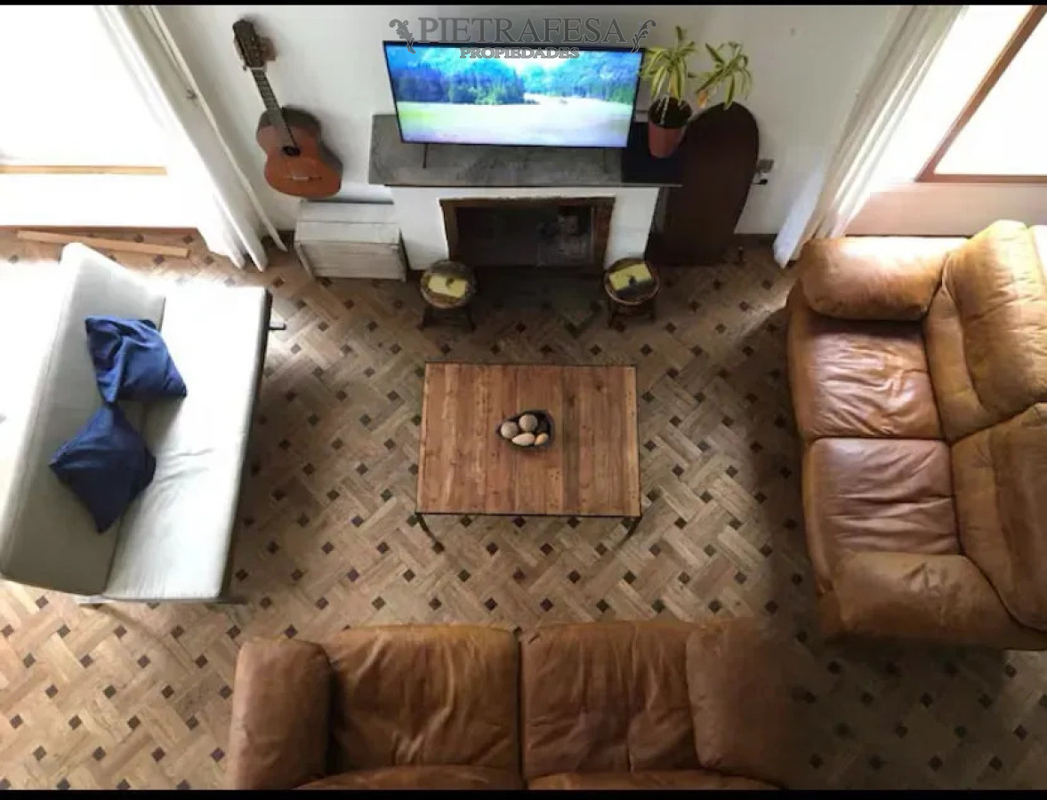 Casa ID.15280 - Casa en alquiler, 4 dormitorios, 3 baños, patio, cochera. Carrasco.