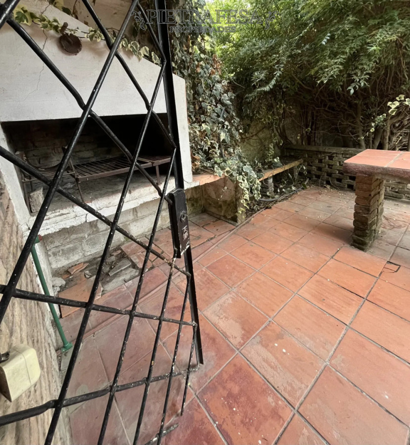 Casa ID.15365 - Casa en alquiler, 1 dormitorio, 1 baño, patio con parrillero. El Pinar.