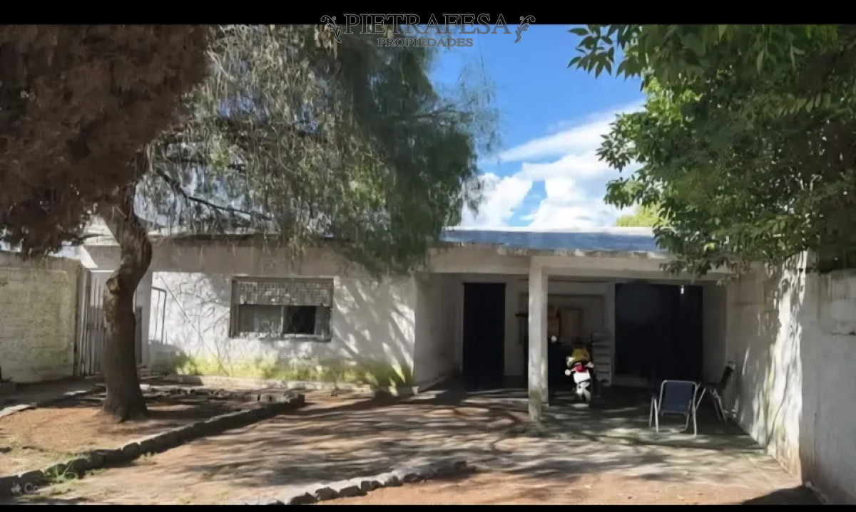 Casa ID.13862 - 2 casas en venta con gran terreno- Lezica 