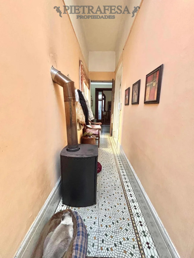 Casa ID.13929 - Casa en venta en Pocitos, 3 dormitorios, 1 baño, terraza.