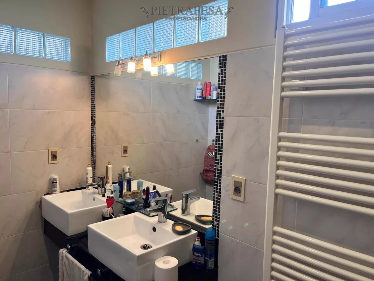 Casa ID.13058 - Casa en venta 3 dormitorios, 3 baños, gje- Punta Gorda