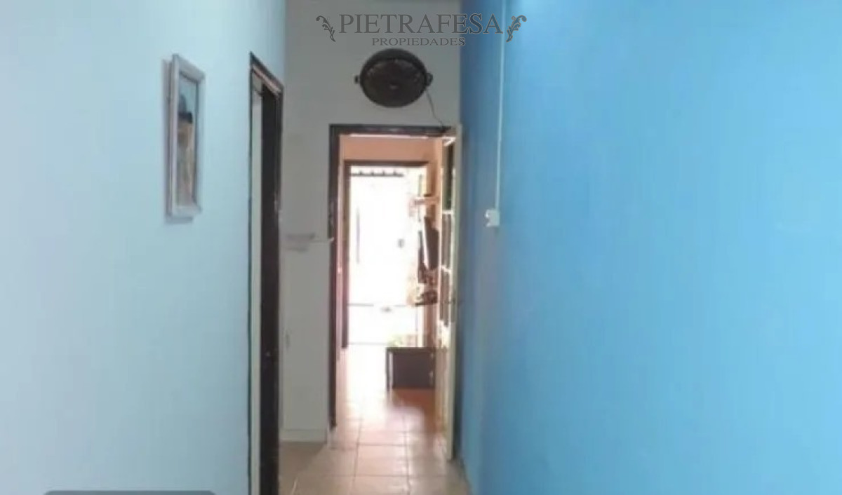 Casa ID.13291 - Casa en venta 2 dormitorios, patio, cochera-Manga 