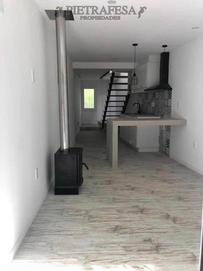Casa ID.16238 - Apartamento 1 dormitorio con vestidor y patio en Punta Gorda