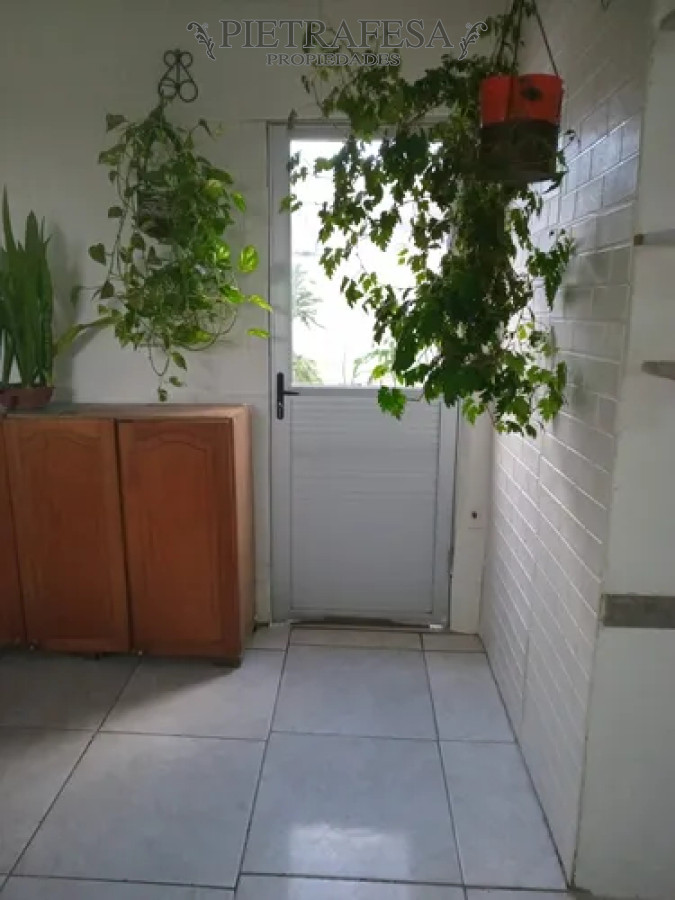 Casa ID.13580 - Casa en alquiler, 1dormitorio, 1baño, patio. Peñarol.