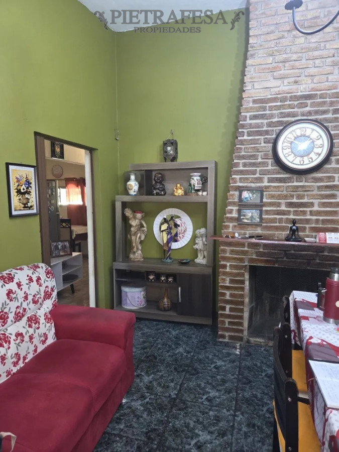 Casa ID.13436 - Casa en venta 2 dormitorios, 1 baño, fondo-Colón 