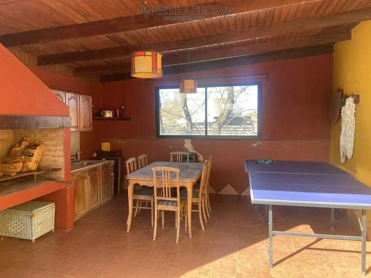 Casa ID.15033 - Casa en venta 3 dormitorios. 2 baños, patio, cochera, Tres Cruces.