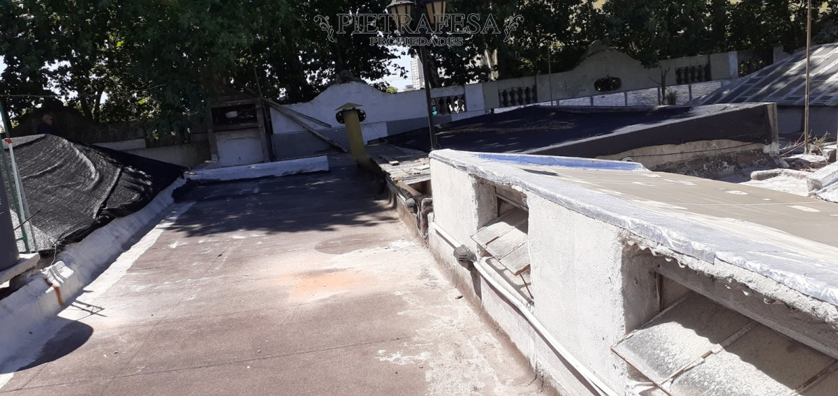 Casa ID.13556 - Casa de altos en venta, 4 dormitorios, 1 baño, azotea-Cordón 
