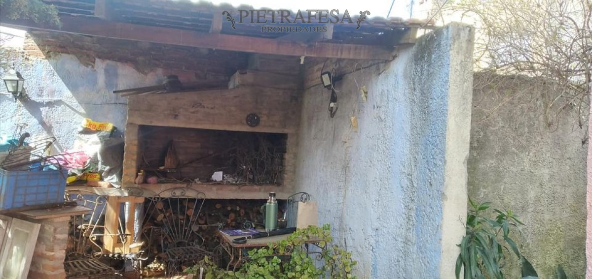 Casa ID.3428 - Casa en venta 3 dormitorios, 2 baños, patio, parrillero y garaje- Euclides Salari-Pérez Castellanos