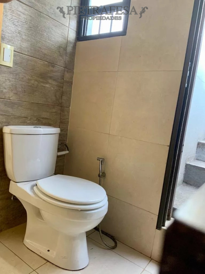 Casa ID.7852 - Casa en venta con renta 2 dormitorios, 1 baño y azotea-Juan de Dios Peza-Buceo