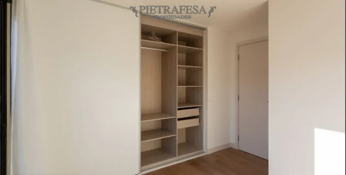 Casa ID.16424 - Casa en venta - 2 dormitorios - 1 baño - Cochera 