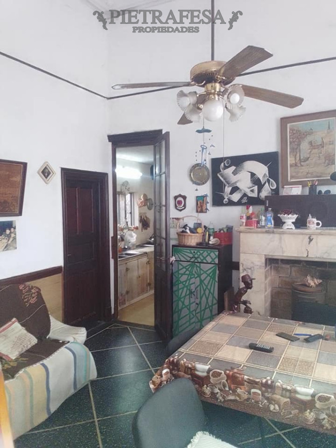 Casa ID.7268 - Casa mas apto en venta 6 dormitorios, 6 baños, fondo y cochera-Av. de las Instrucciones-Prado Norte