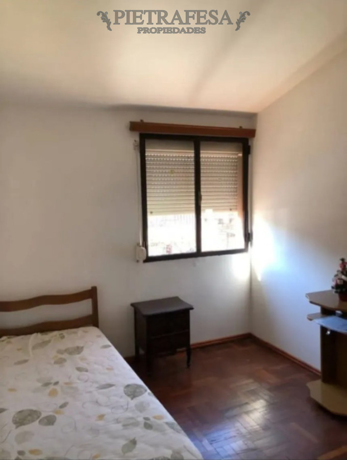 Casa ID.15197 - Casa en venta, 3 dormitorios, 2 baños, patio, cochera. La Teja.