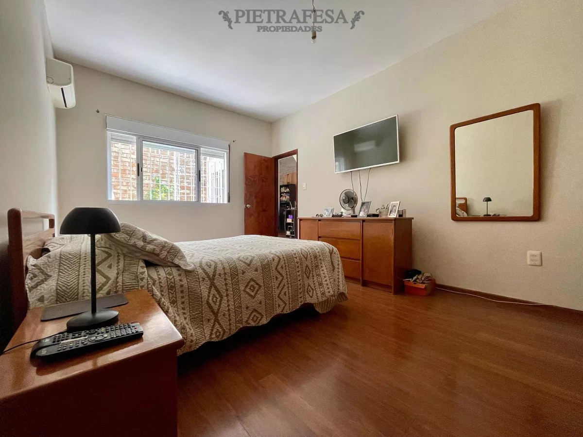 Casa ID.12082 - Casa en venta 4 dormitorios, 2 baños, gje- Buceo