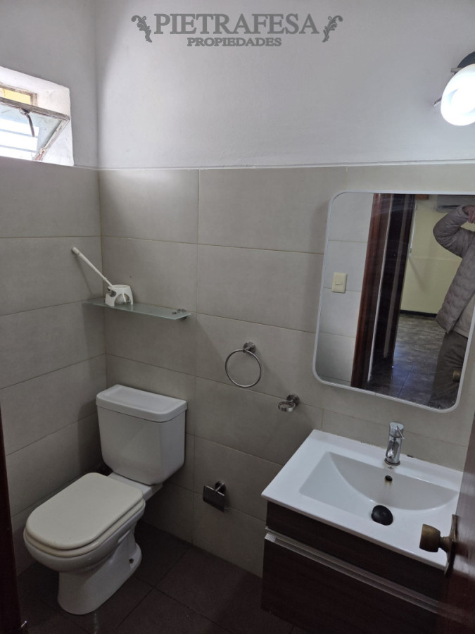 Casa ID.15281 - Casa en venta con renta, 2 dormitorios, azotea-Aires Puros