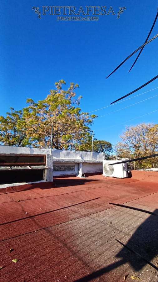 Casa ID.13946 - Casa en venta 1 dormitorio, 1 baño, azotea-La Teja