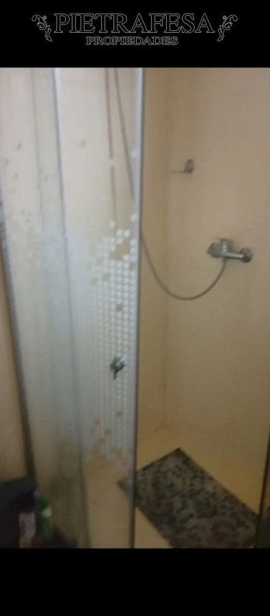 Casa ID.16215 - Casa en alquiler, 2 dormitorios, 1 baño, patio. Carrasco.
