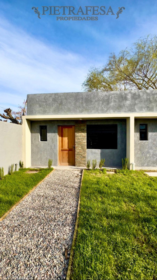 Casa ID.15347 - Casa en alquiler, 1 dormitorio, 1 baño, patio con parrillero, cochera. El Pinar.