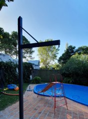 Casa en venta con renta 2 dormitorios, 3 baño, piscina-Carrasco Norte