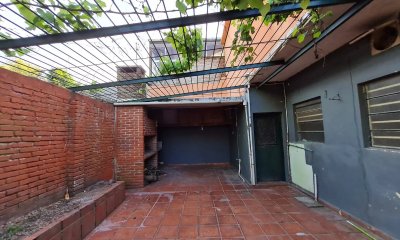 Casas en venta con renta, 4 dormitorios, cochera-Sayago