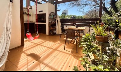 Casa en venta 3 dormitorios, 2 baños, terraza-Dr. Joaquín Requena-, Parque Rodó