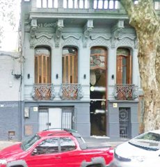 Casa a reciclar 8 dormitorios, 5 baños y azotea- Maldonado- Cordón