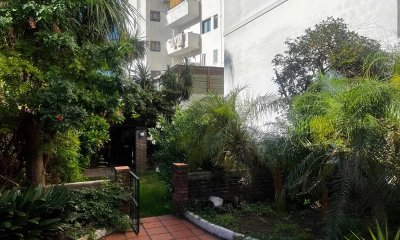 Casa en venta 4 dormitorios, 2 baños, barbacoa-Pocitos