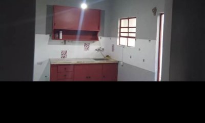 Casa en venta con renta 1 dormitorio, patio-Prado Norte