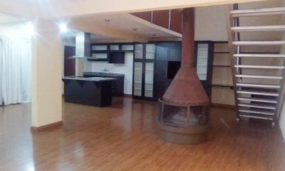 Casa en venta 3 dormitorios,1 baño, cochera-Malvin