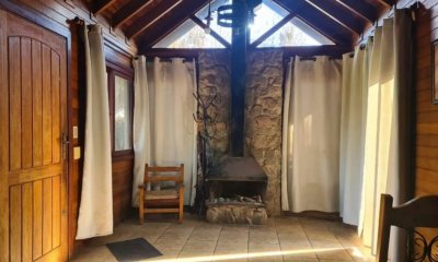 Casa en venta 4 dormitorios, jardin cochera-Lezica
