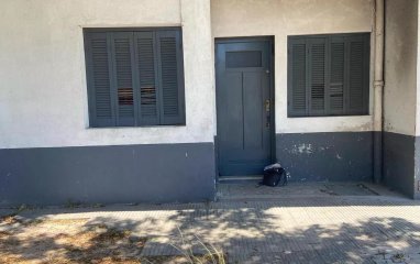 Casa y local a reciclar en venta, 2 dormitorios- La Teja