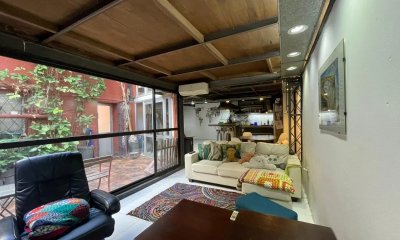 Casa en venta 2 dormitorios mas oficinas- Tres Cruces