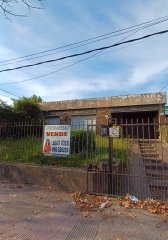 Casa en venta 2 dormitorios, terreno, garaje-Malvin Norte