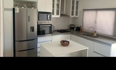 Casa en venta 1 dormitorios, 2 baños, patio, cochera- Maroñas