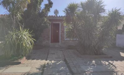 Casa en venta, 3 dorm, 3 baños, fondo, barbacoa, cochera