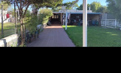 Casa en venta 3 dormitorios, 2 baños, fondo, gje- Bella Italia
