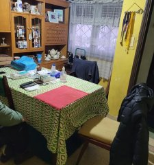 Casa mas apto ideal renta, 4 dormitorios, 2 baños, cochera-Buceo