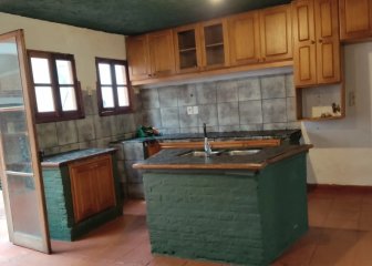 Casa en venta 4 dorm, 2 baños, patio zona Cordón
