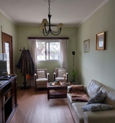 Casa en venta 3 dormitorios, 1 baño, cochera-Maroñas