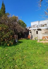 Casa de 3 dormitorios, con amplio fondo y barbacoa