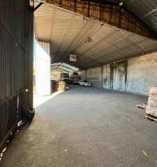 Galpón en venta con renta- Malvin Norte.